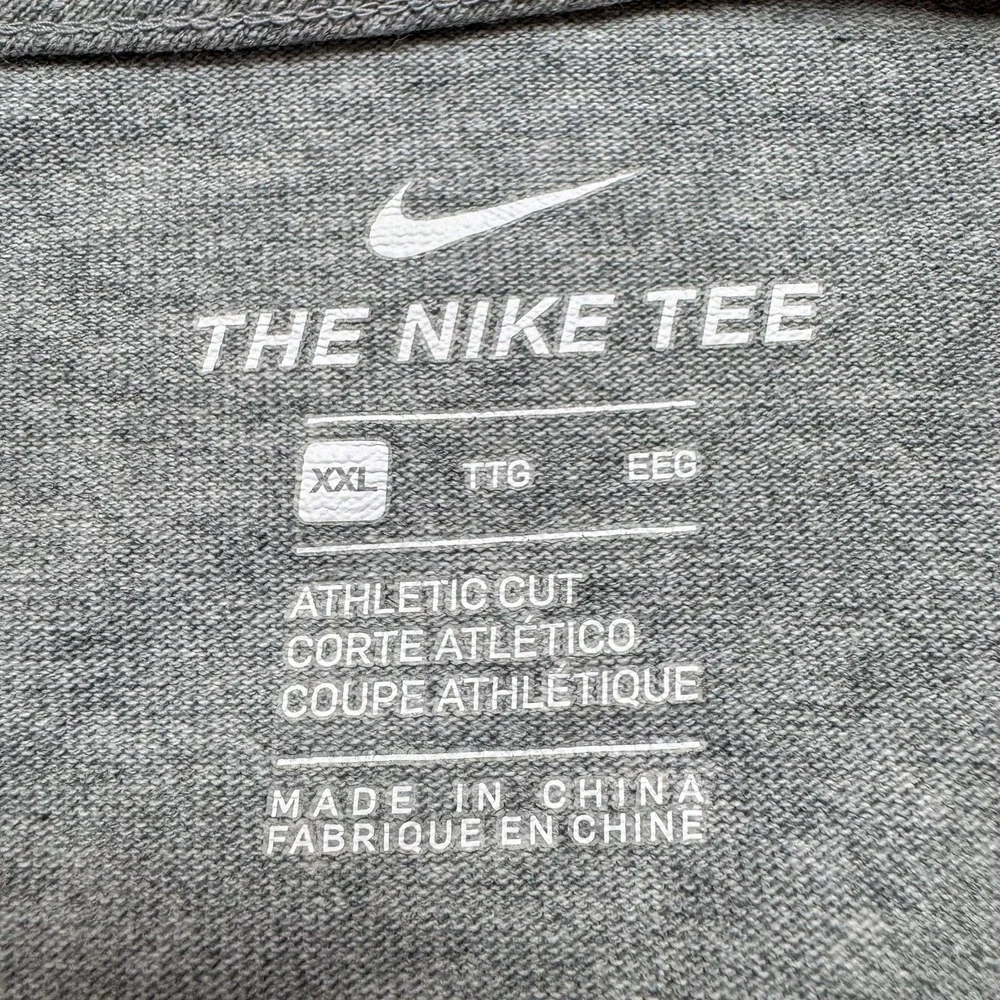North Carolina Tar Heels Shirt Mens XXL Gray Black NCAA College‎ Basketball Nike